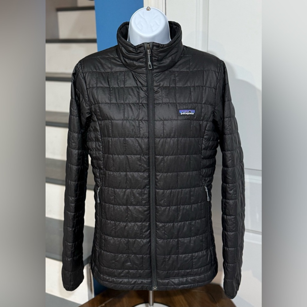 Women’s Size Medium Patagonia Nano Puff Insulated Full Zip Black Jacket Coat!